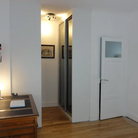 L'escapade Parisienne Apartment *
