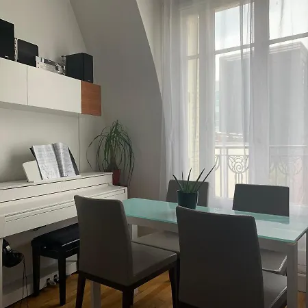 L'escapade Parisienne Apartment