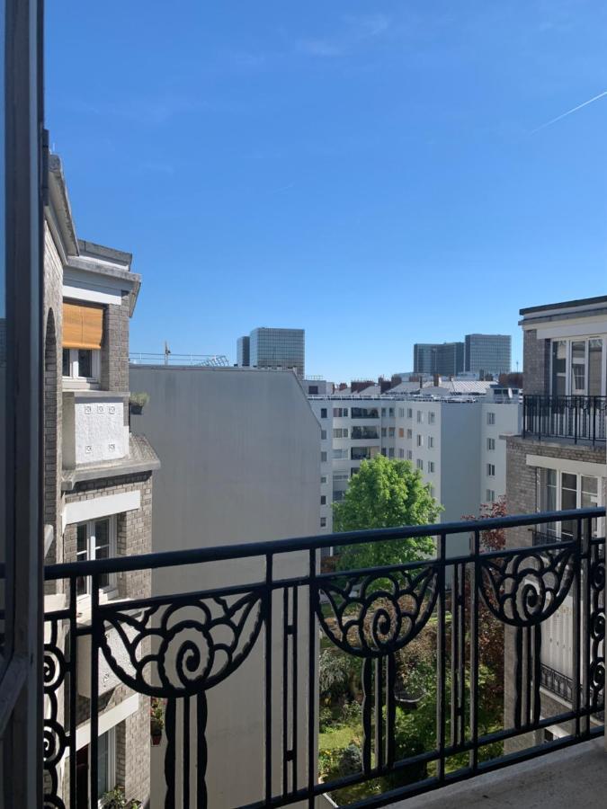 L'escapade Parisienne